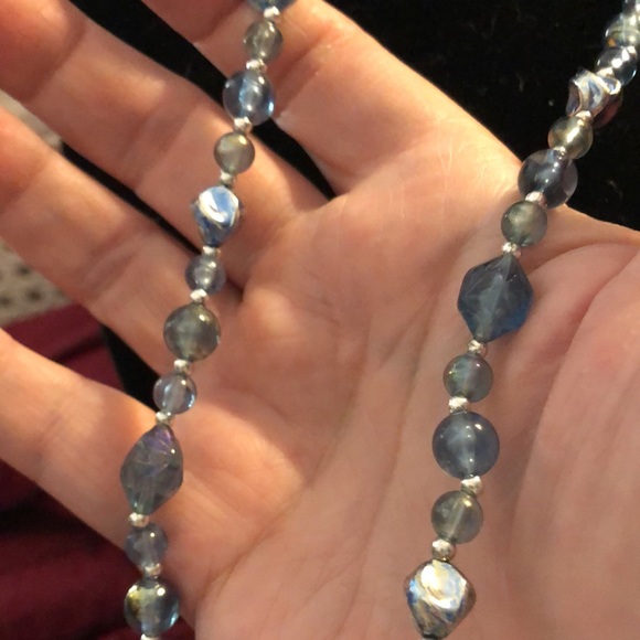 EUC Faux Pearl, Faux Crystal & Goldtone Beaded 29” Long Necklace - Picture 3 of 4